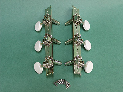 GOLDEN AGE 2515-N Fleur-de-Lis Baseplates
